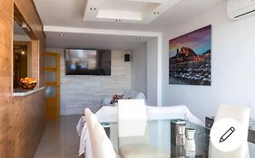 vistas al mar a 300m de playa , 3 habitaciones